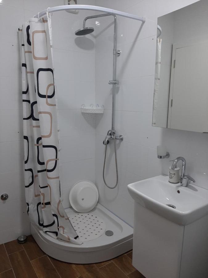 Apartman Viaggio Сремска Митровица Екстериор снимка
